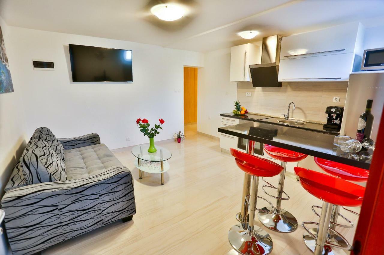 Luxury Apartment M&N In Split - Free Parking Екстер'єр фото